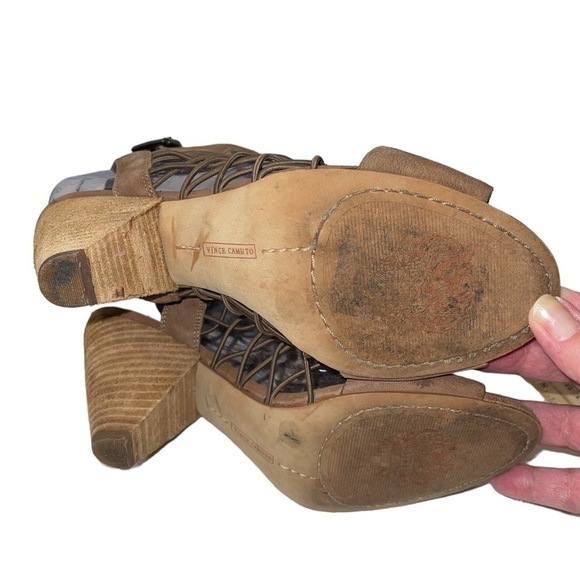 Vince Camuto Women's Sandals Size 8.5 Tan Gladiator "Evel" Leather Block Heel - Picture 6 of 8